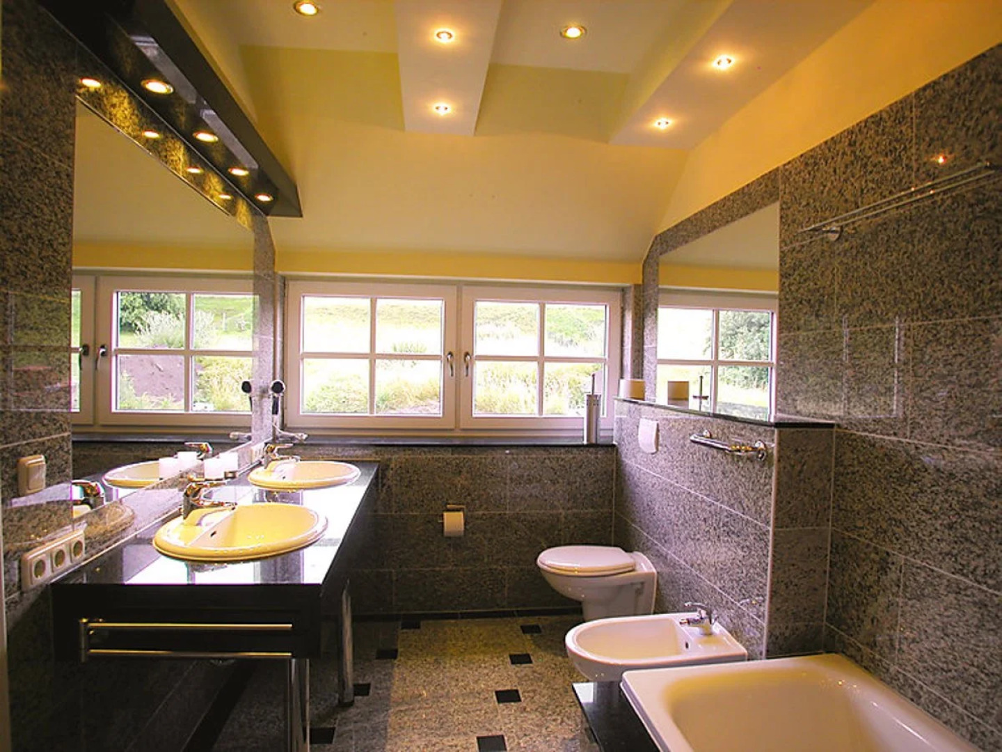 House Bel Monte Groß Zicker