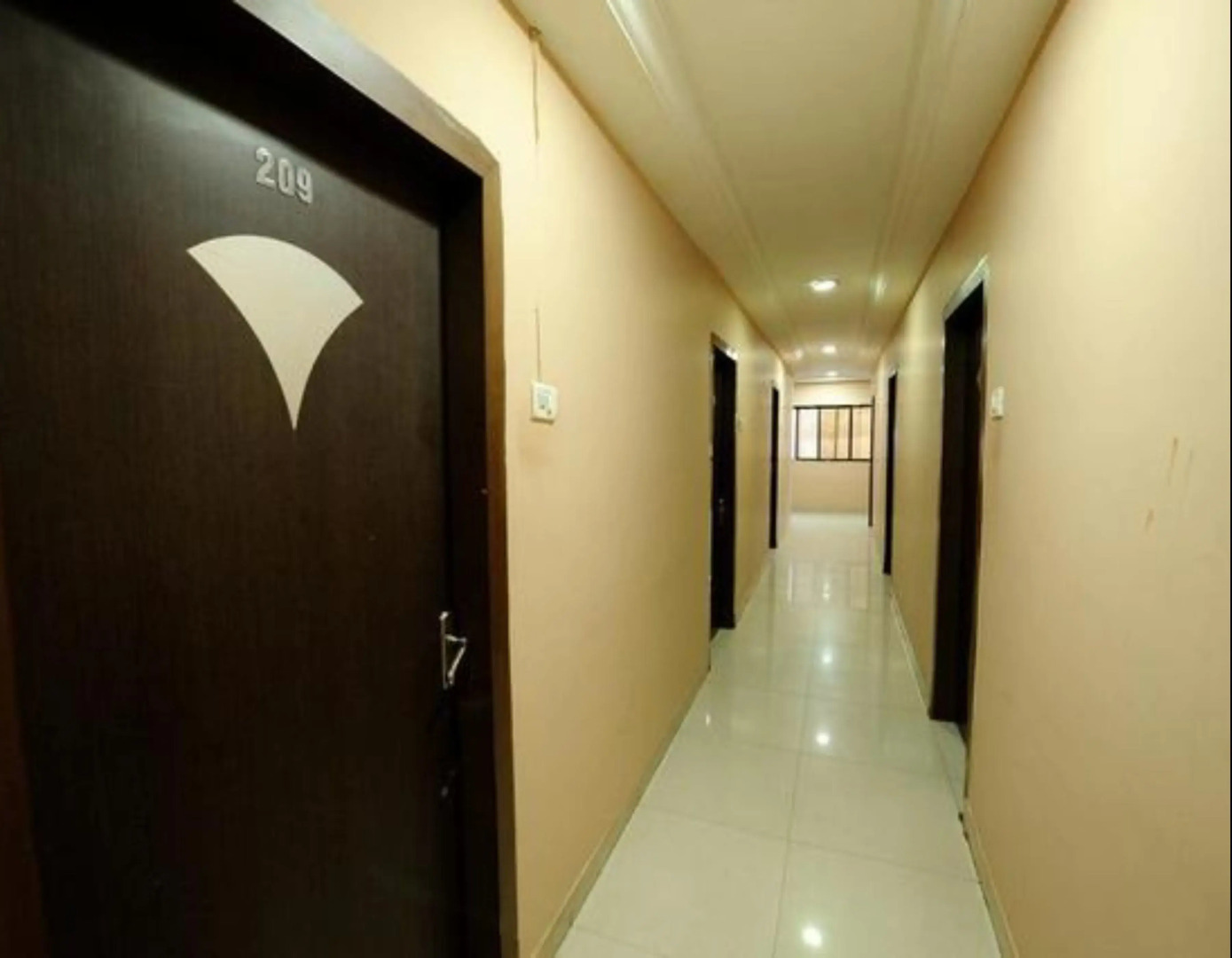 Hotel Amit Regency