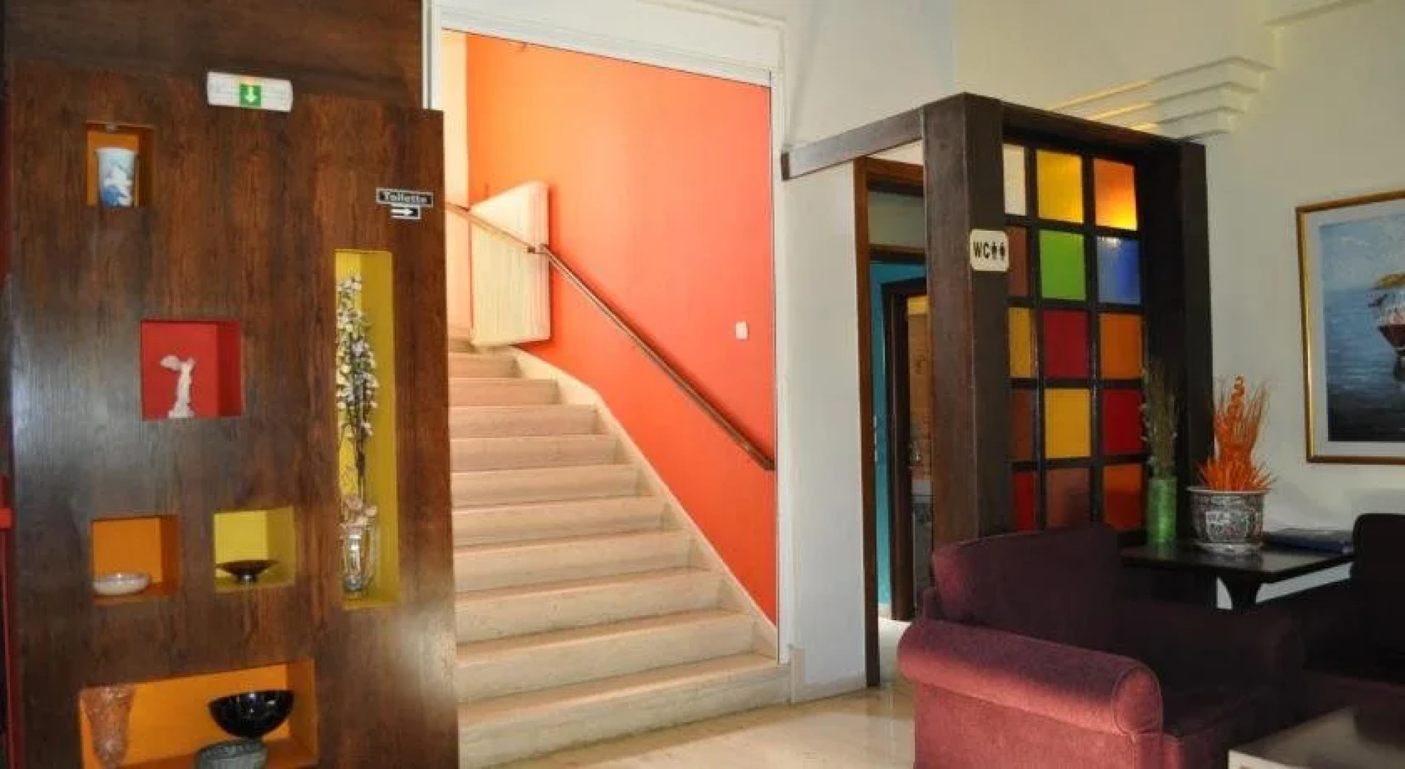 Okeania Seafront Rooms in Kamena Vourla