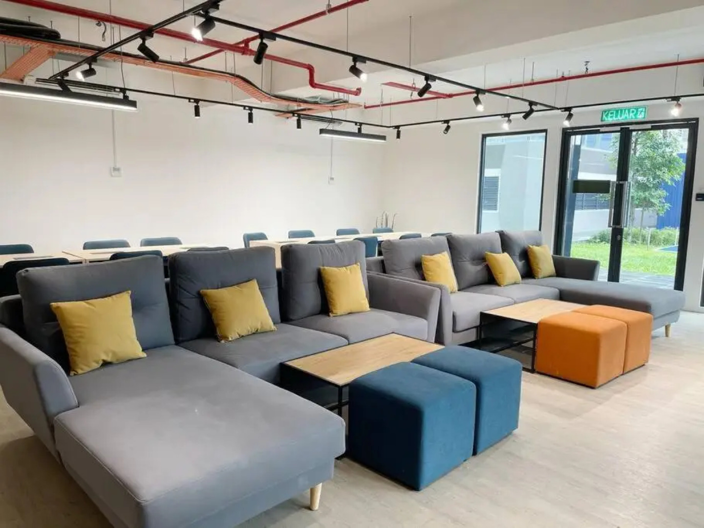 #HS 2Bedroom S&THomez 盛婷民宿 Horizon Suite WiFi&NetFlix KLIA