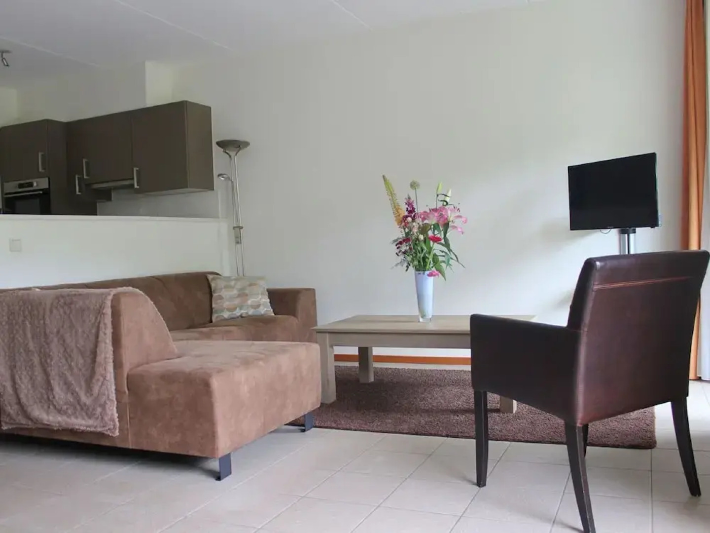 Quiet Glade Stay With Kid