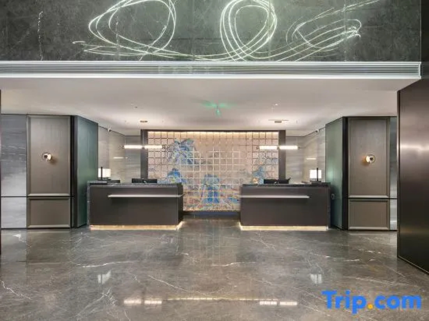 Yiju Hotel (Nancheng High speed Railway Station)