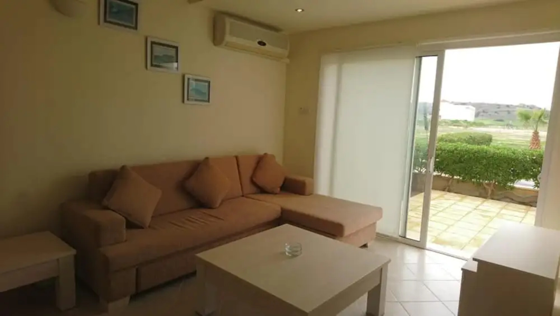 Captivating 1-bed House