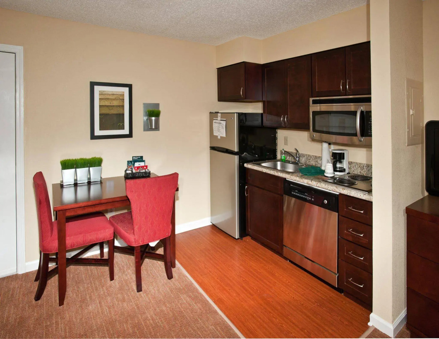 Homewood Suites by Hilton Charlotte North-Univ Research