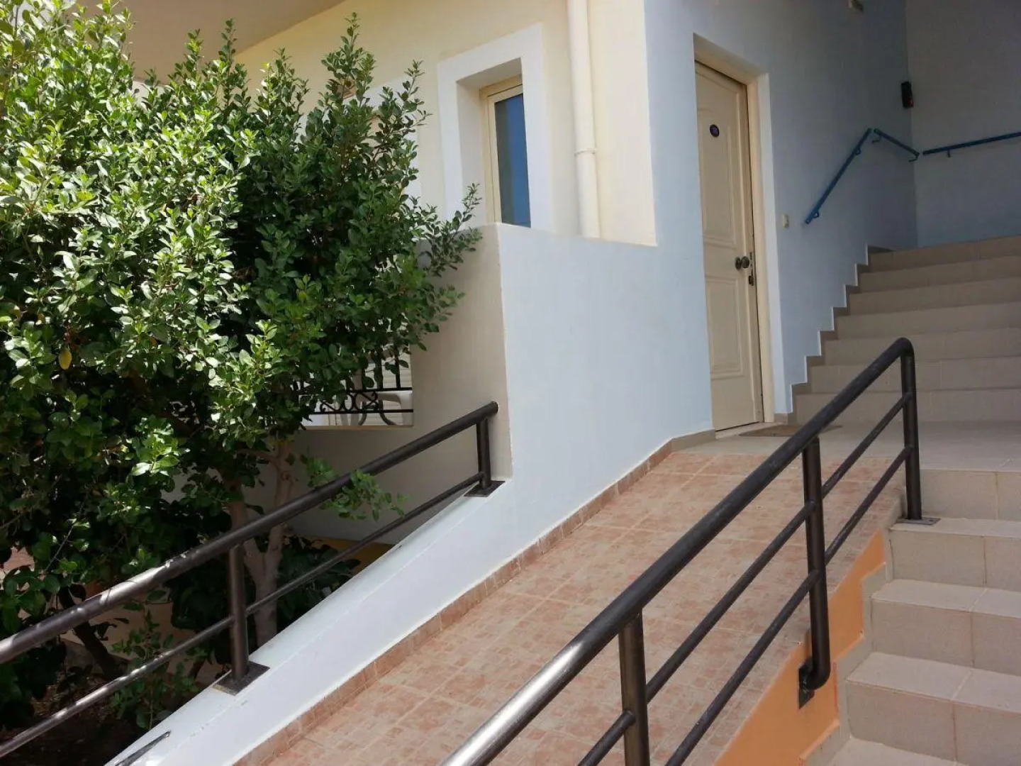 Fotis Studios Apartments