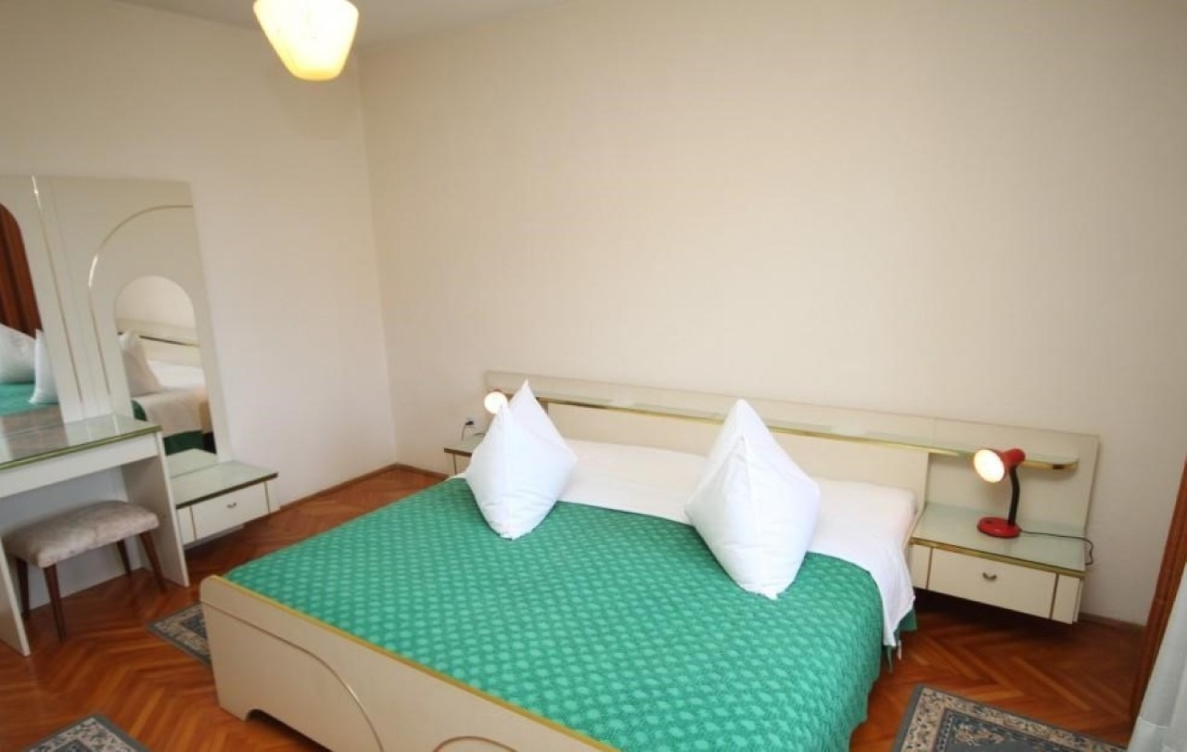 Apartment Fila - large & close to the beach: A1 Makarska, Riviera Makarska