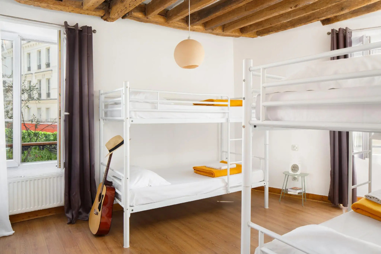 Le Village Montmartre by Hiphophostels