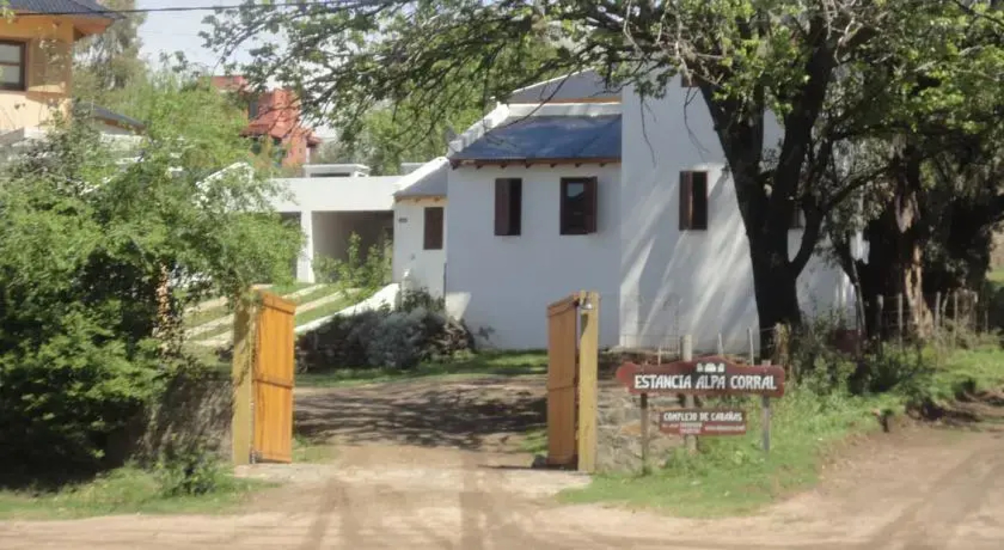 Cabañas Estancia Alpa Corral