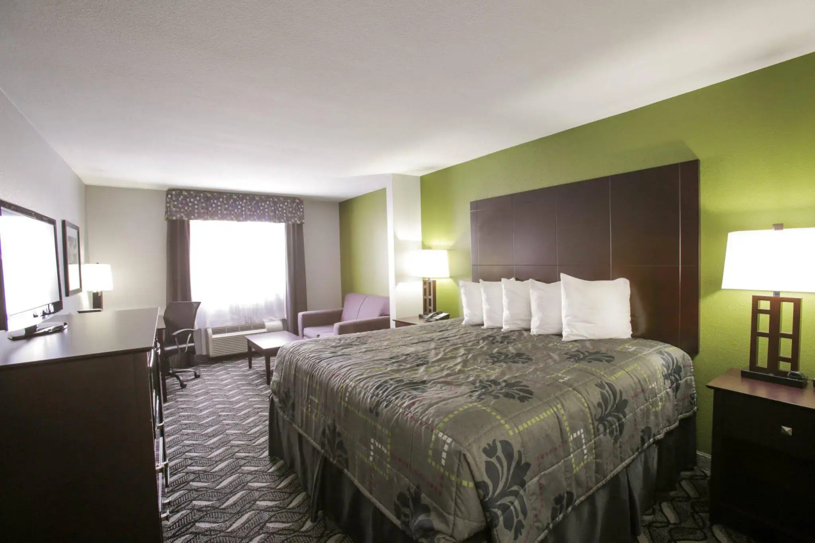 Rodeway Inn and Suites Austin