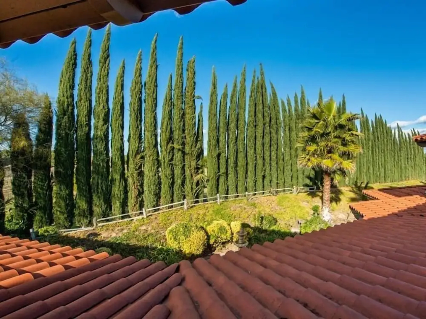 Europa Village Wineries & Resort
