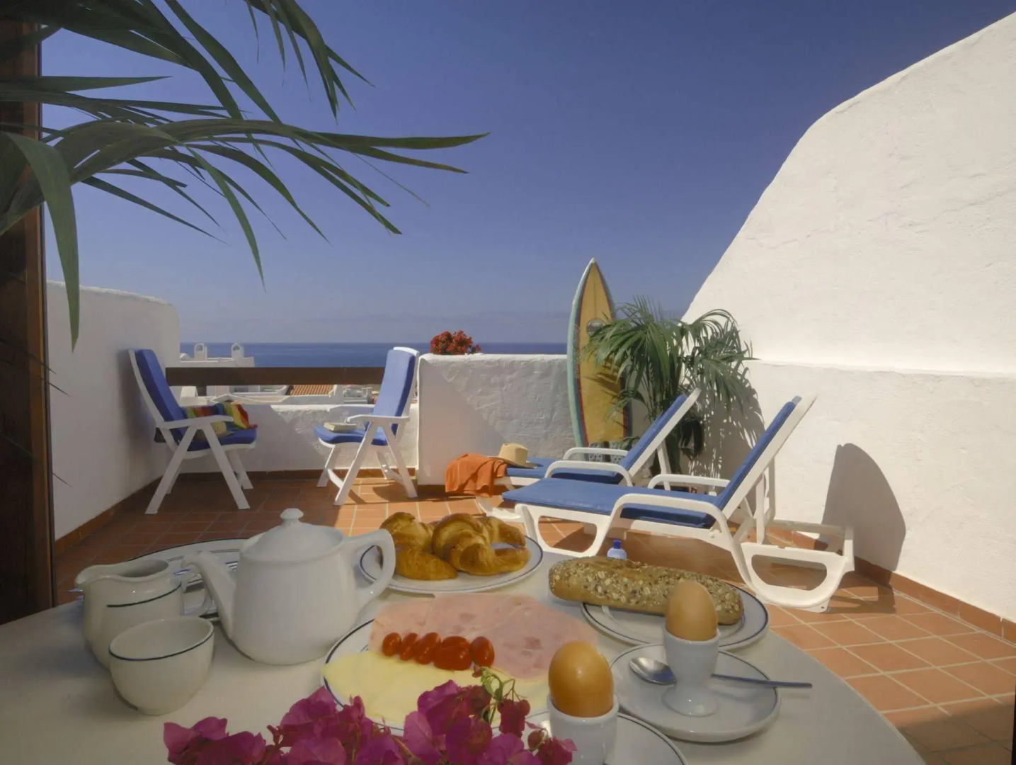 Ona Beverly Hills Suites