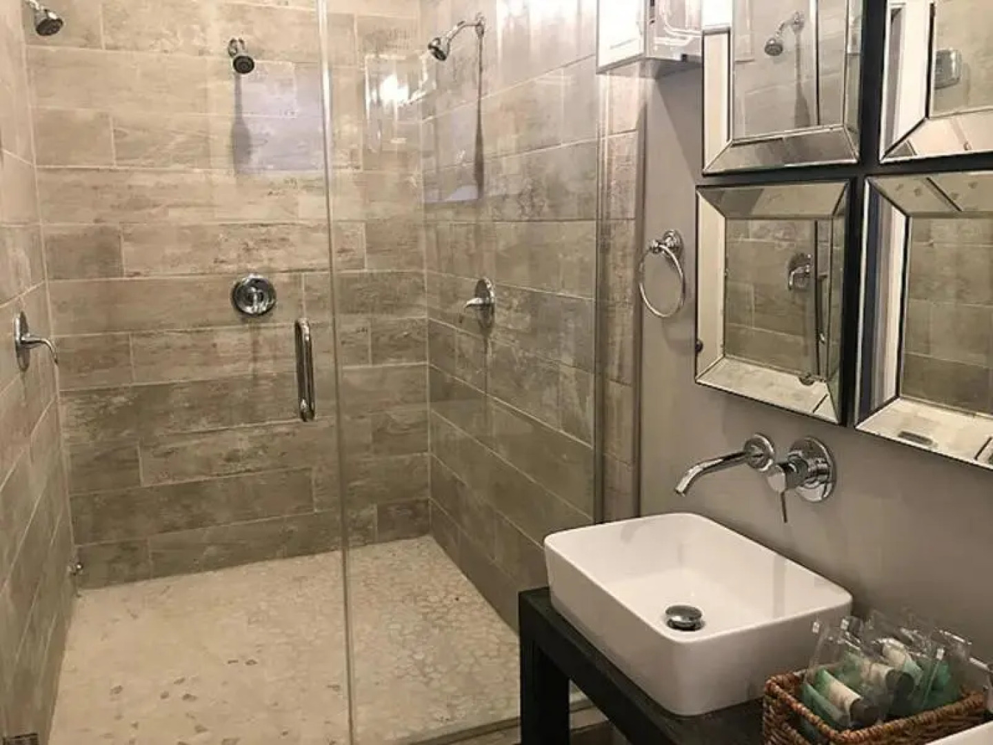 The Cochrane House Luxury Historic Inn