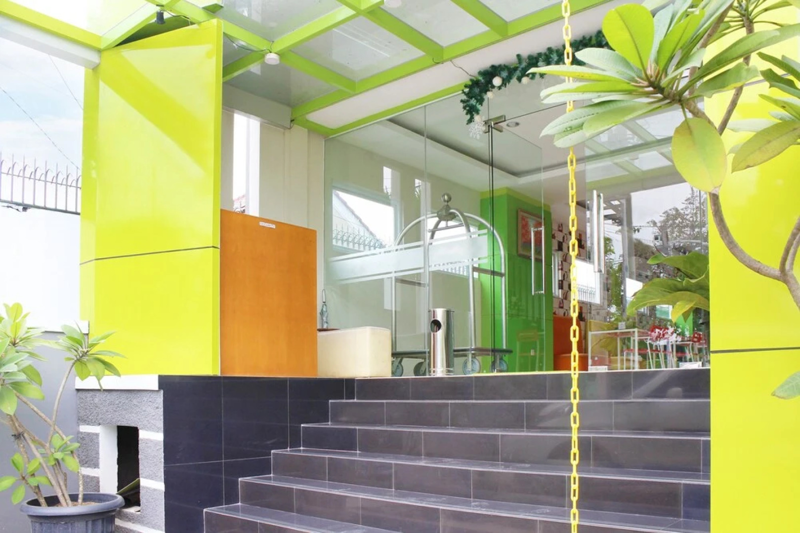 Airy Karamat Bhayangkara 127 Sukabumi