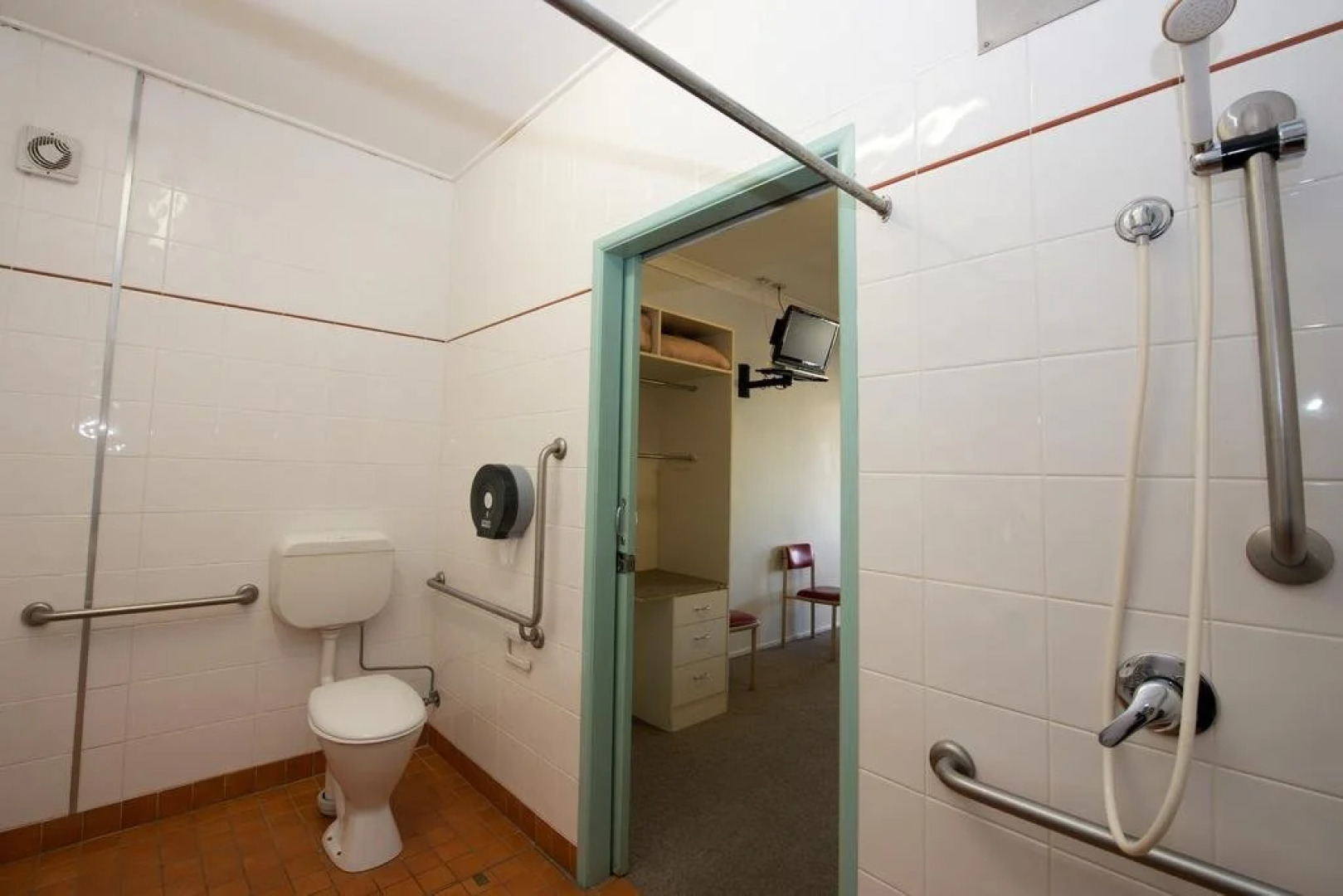 Lamington Hotel Motel