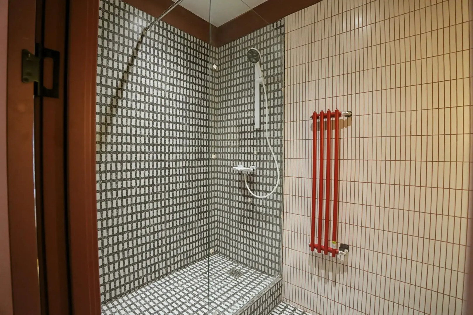 Nomad Camp (Номад Кэмп)