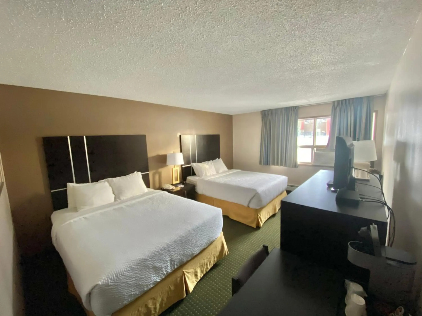 Ramada by Wyndham Whitecourt