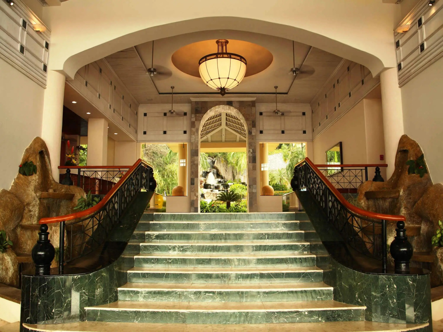 Camino Real Acapulco Diamante