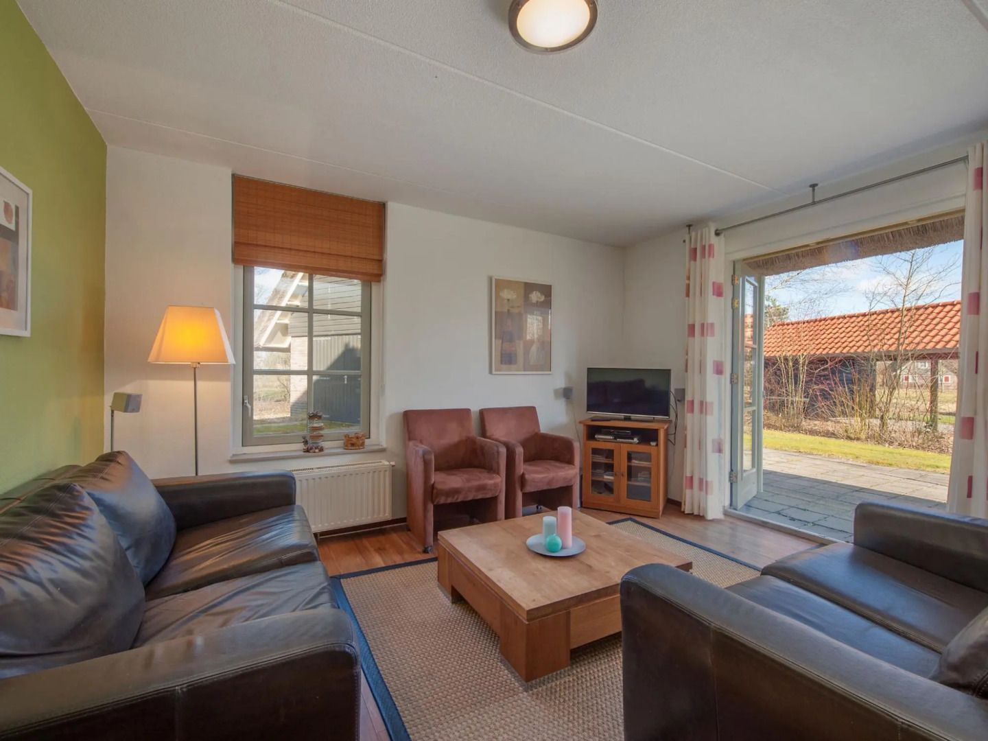 Thatched Villa With Dishwasher Near Appelscha