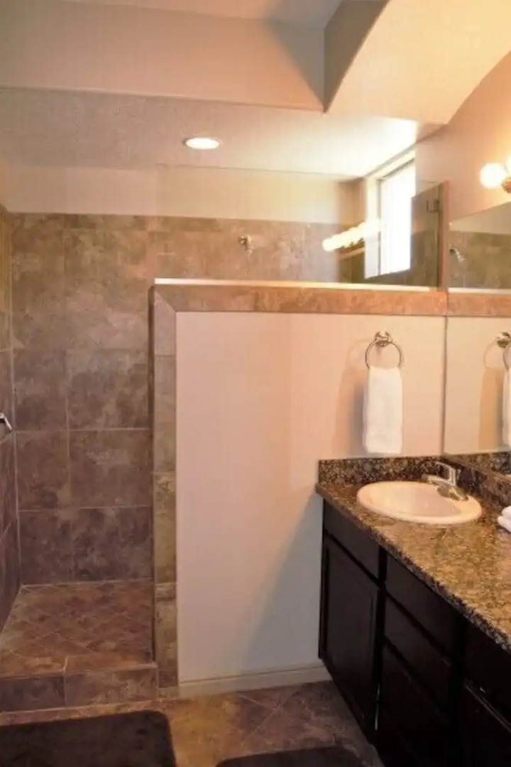 3 Bedroom Home in Mesquite #214 3 Bedrooms 2 Bathrooms Home