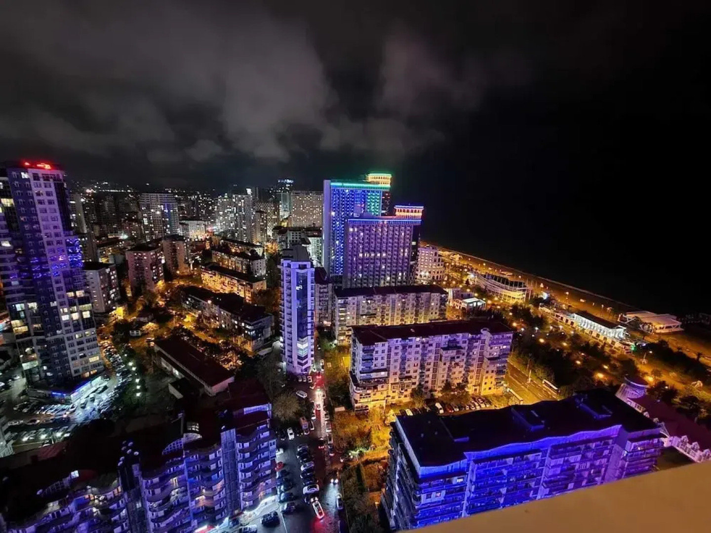 Апартаменты Orbi City