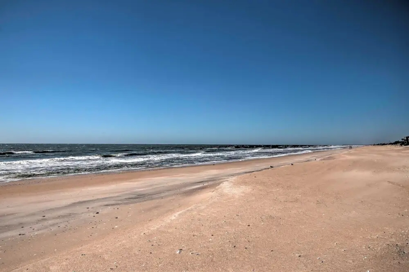 Oceanfront Topsail Beach Retreat - Steps to Shore!