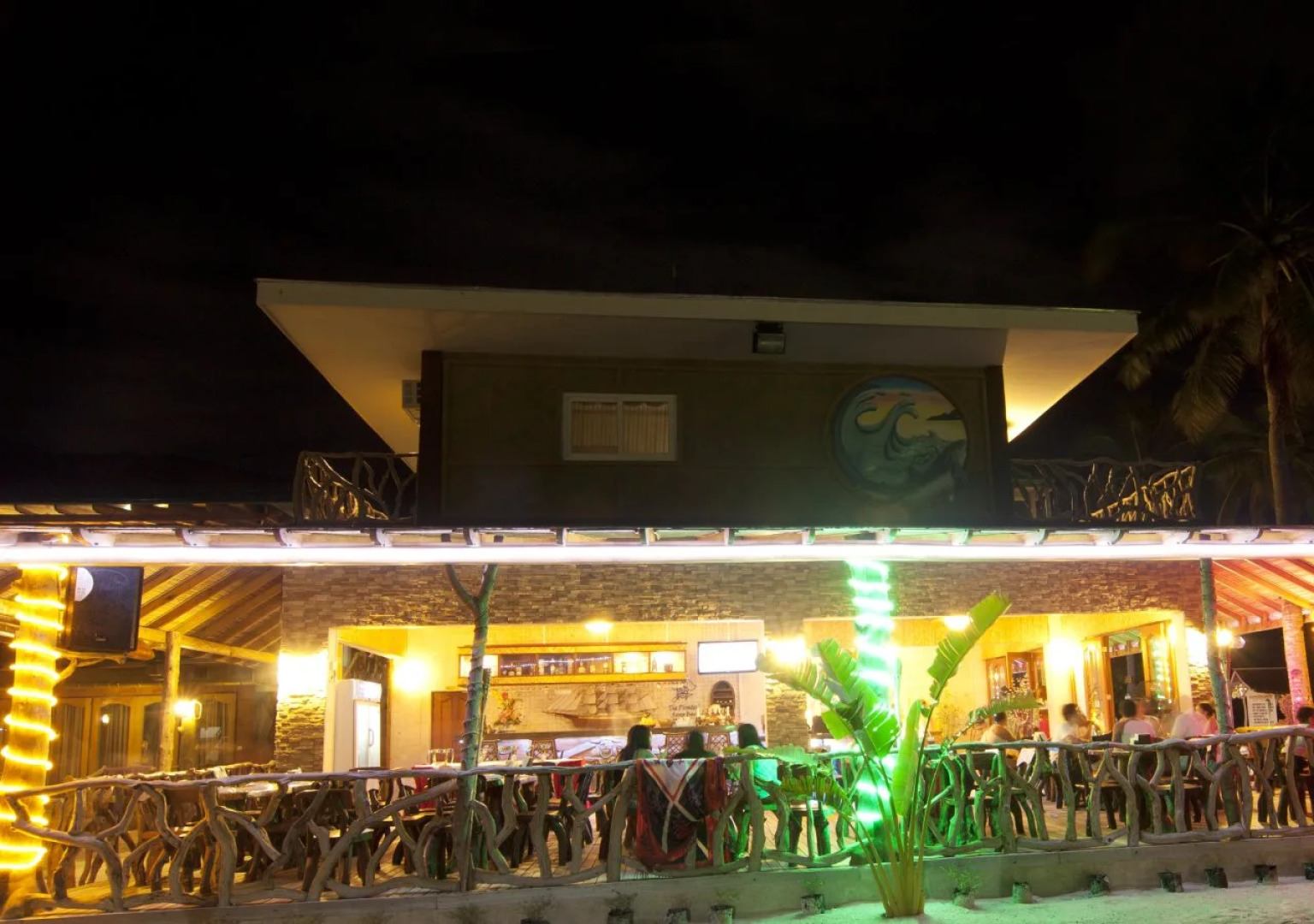 Malapascua Legend Water Sports & Resort