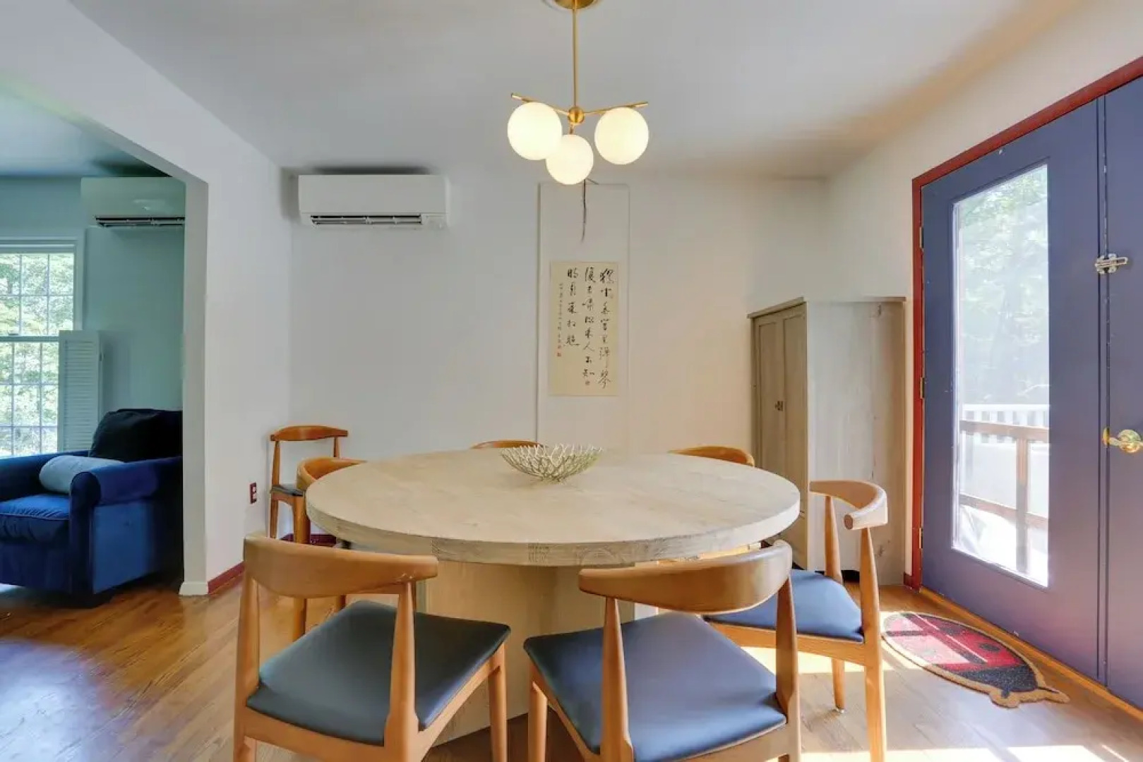 Woodstock Getaway w/ Hot Tub ~ 2 Mi to Dtwn!