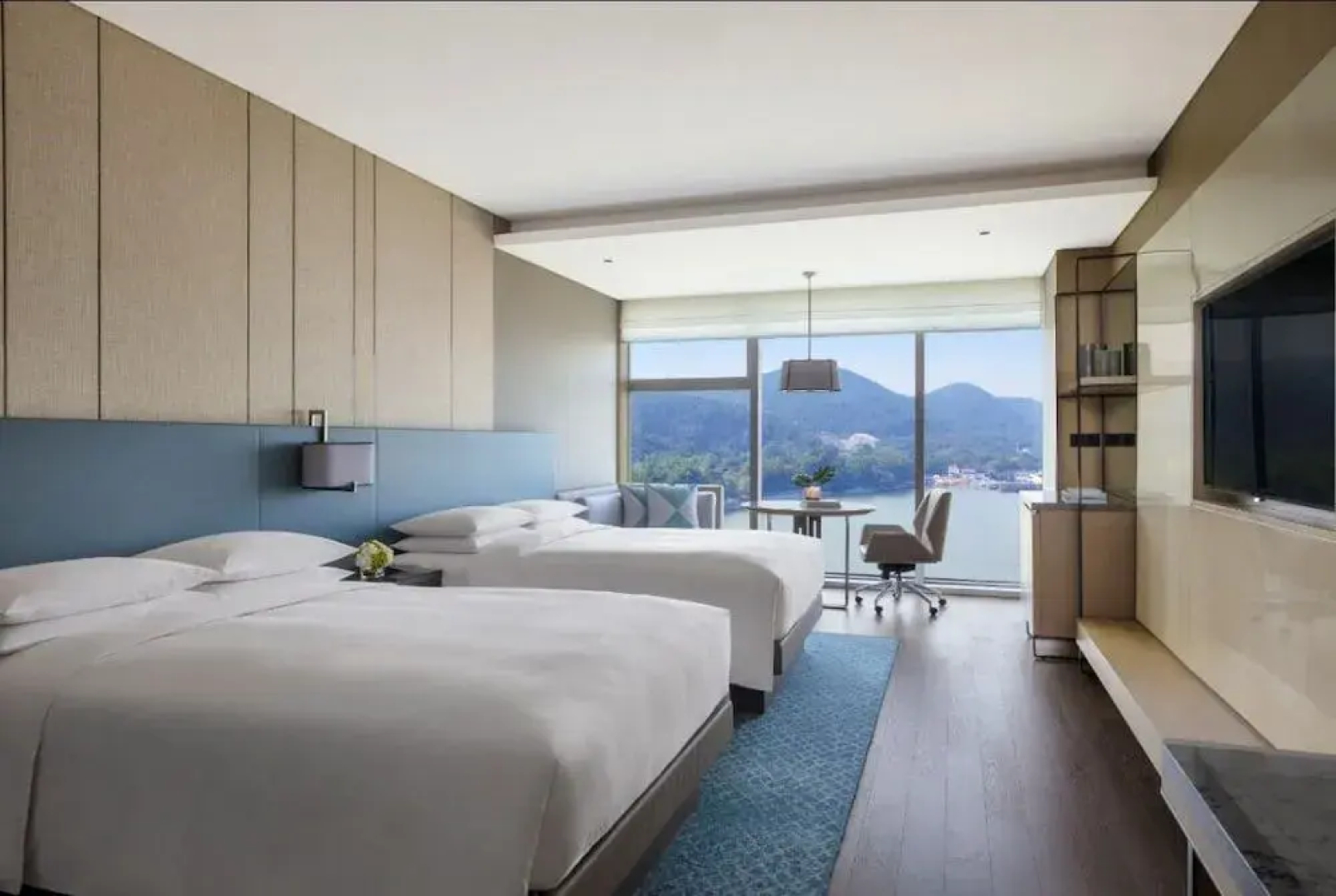 Xuzhou Marriott Hotel Lakeview