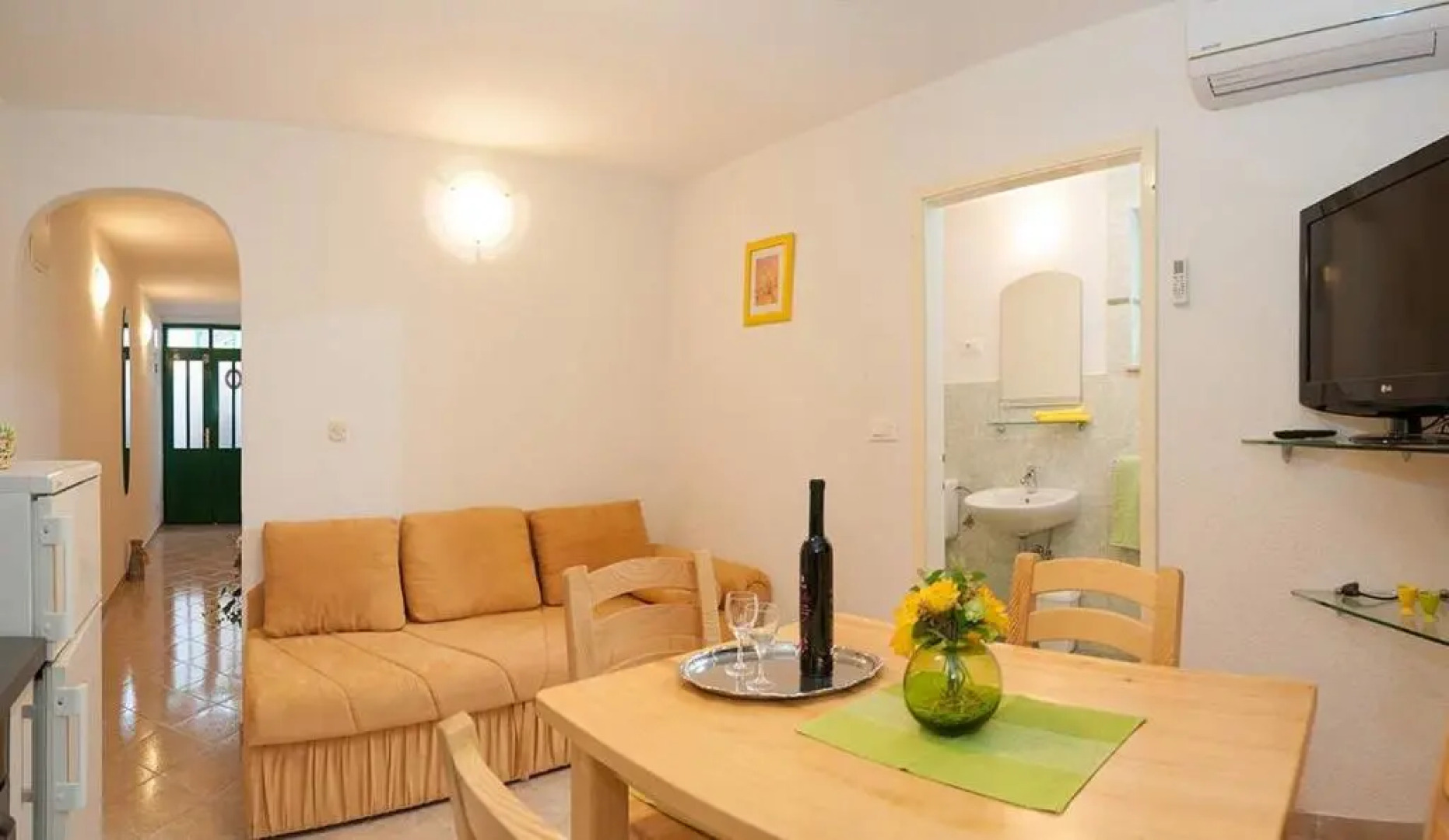 Beach Resort Apartments Bucina