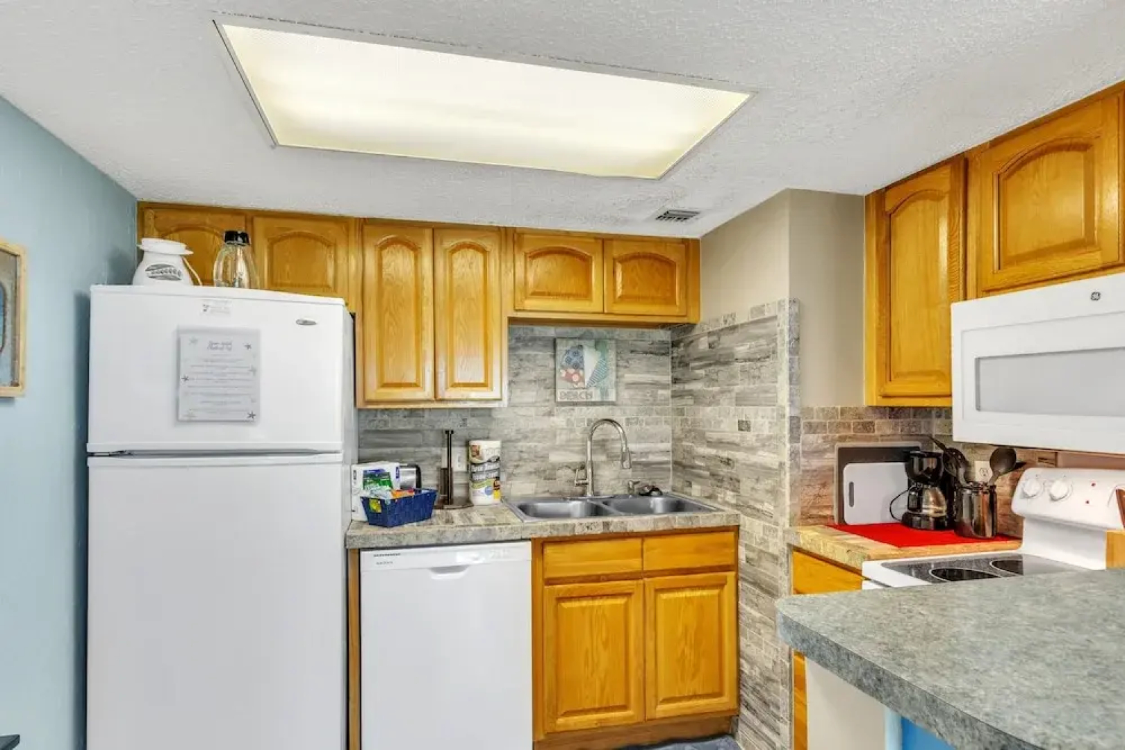 2 Bedroom Steps From the Beach in Ormond Beach, FL 2 Condo by Redawning