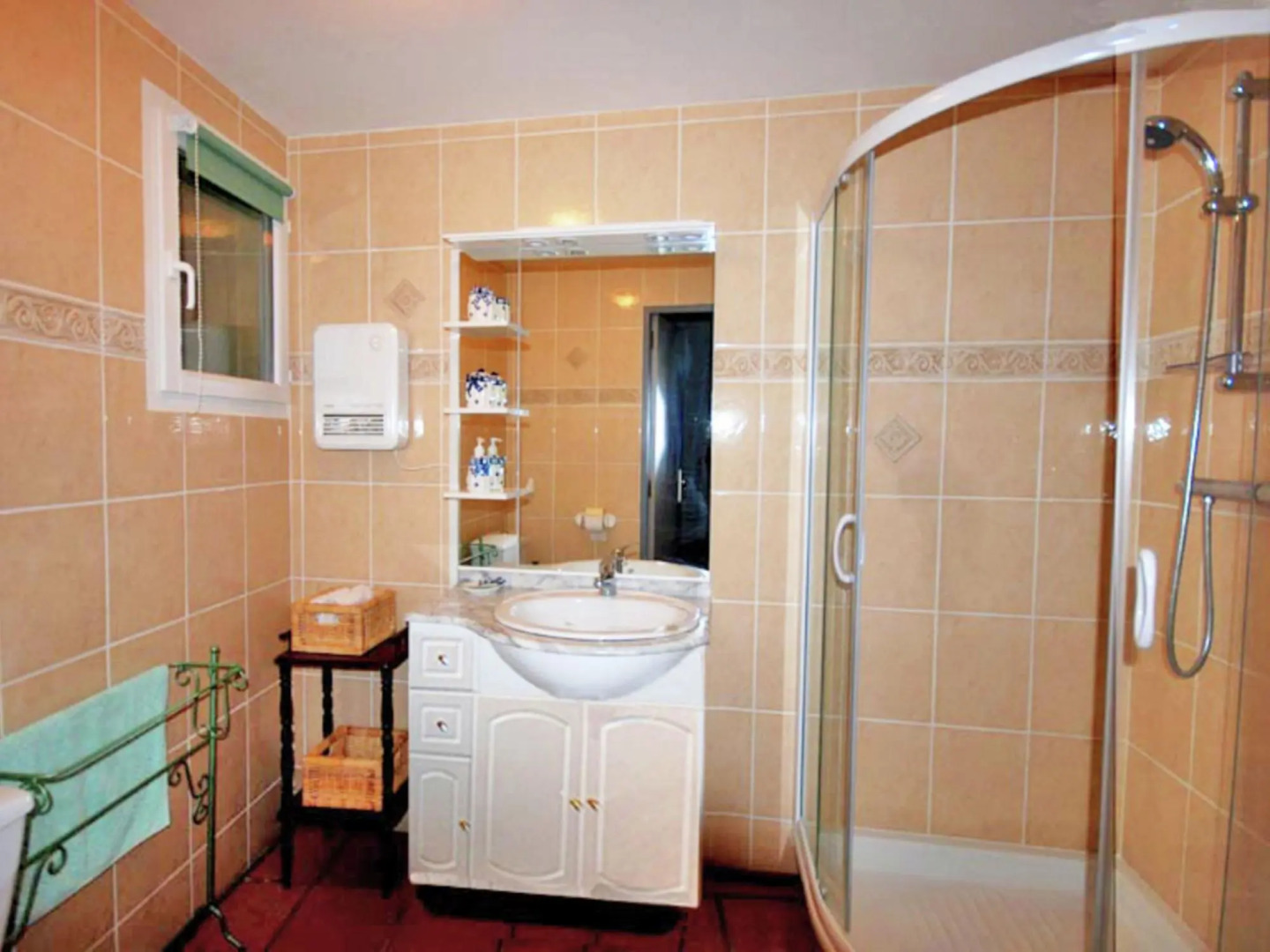 Alluring holiday home in Cazouls D'hérault with pool