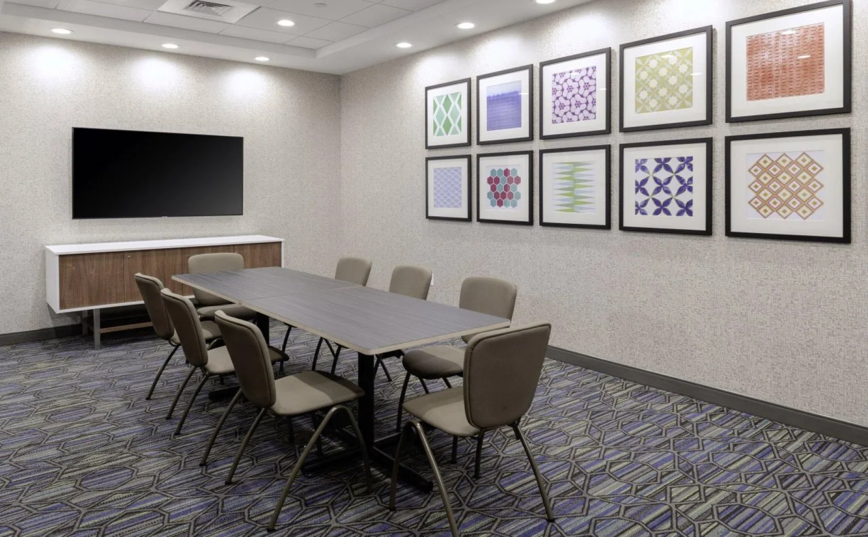 Holiday Inn Express & Suites Phoenix East - Gilbert by IHG