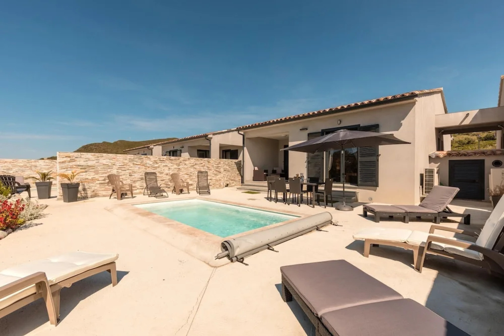 Villa With 2 Bedrooms in Palasca, With Wonderful Mountain View, Private Pool, Furnished Garden - 100 m From the Beach