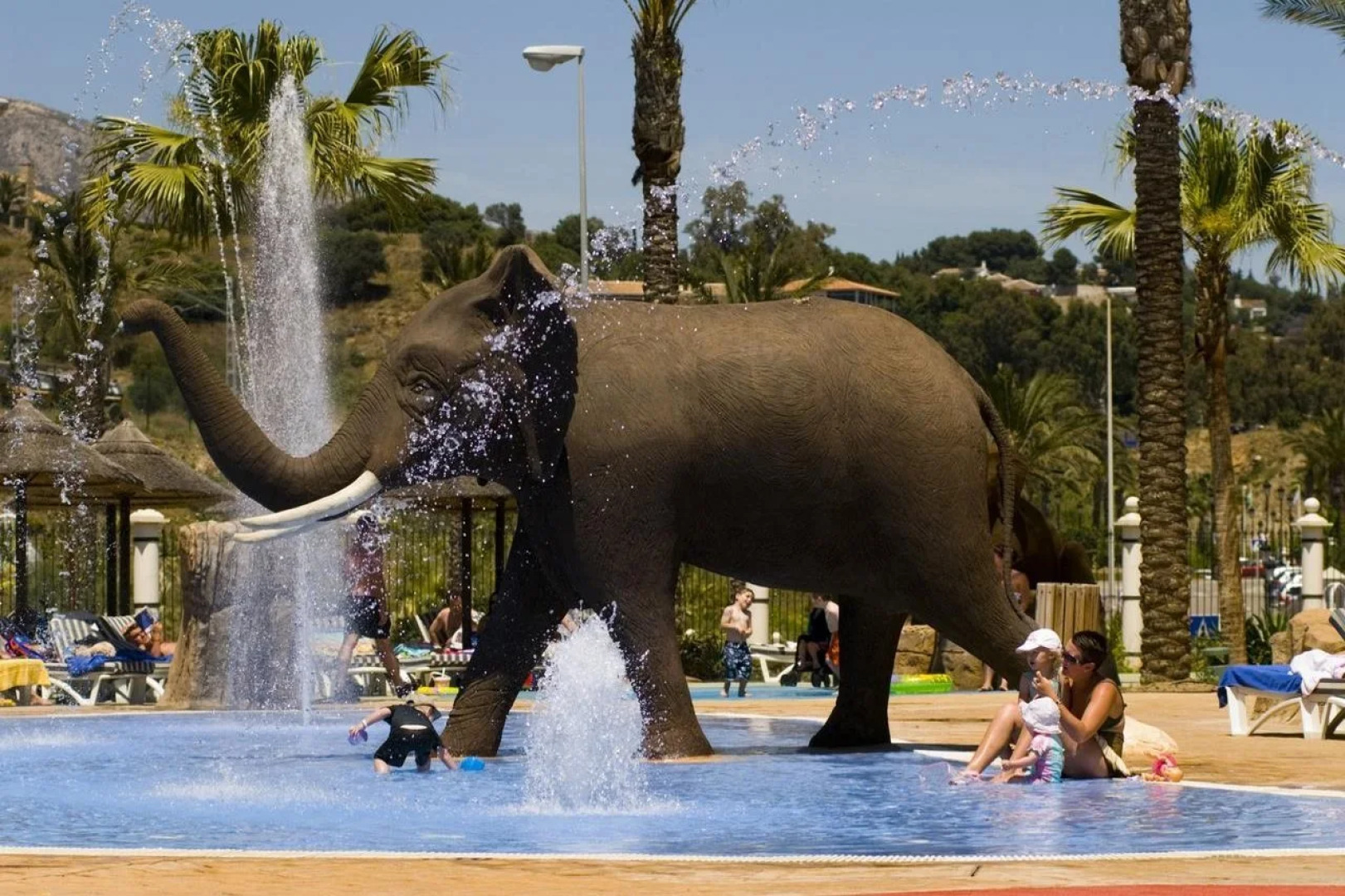 Holiday World Resort