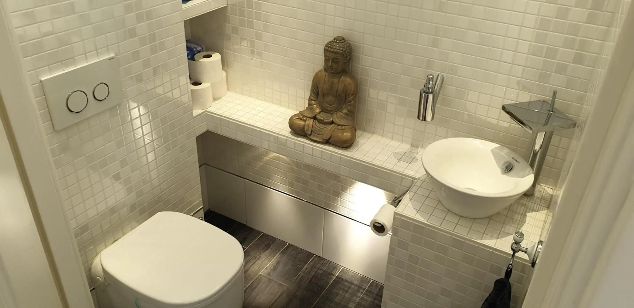 Lake House 74, luxury accommodation