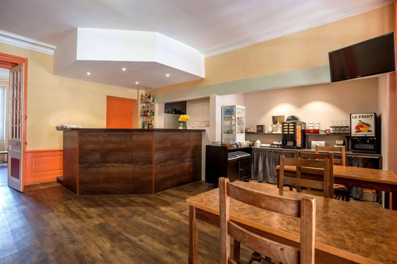 Domaine des Cèdres : Logis Hôtel, Résidence, Gîtes et Insolites