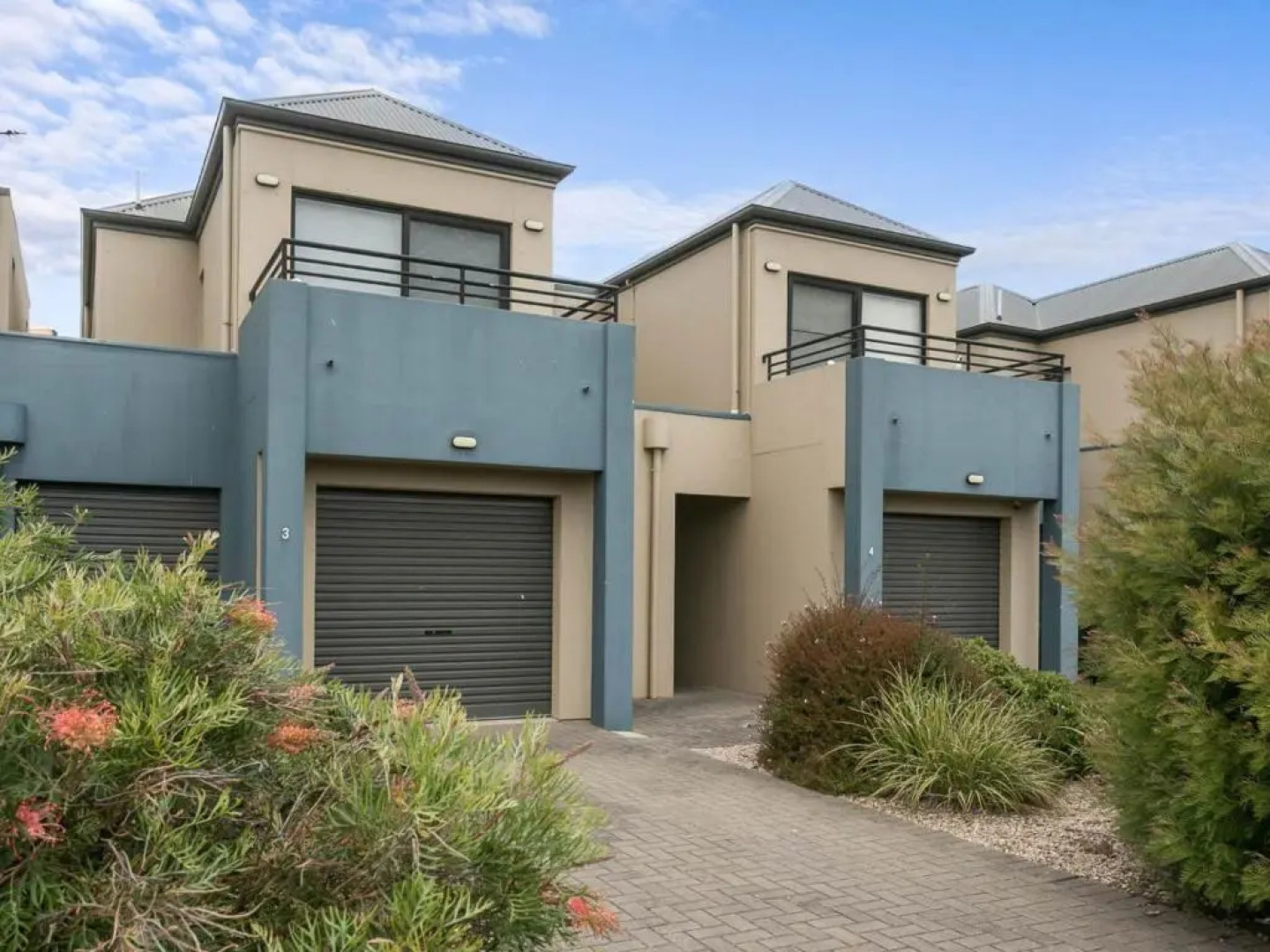 Front 9 then Dine - 3/61 St Andrews Boulevard