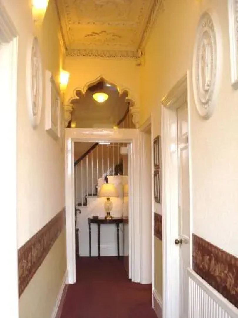 Bellplot House Hotel