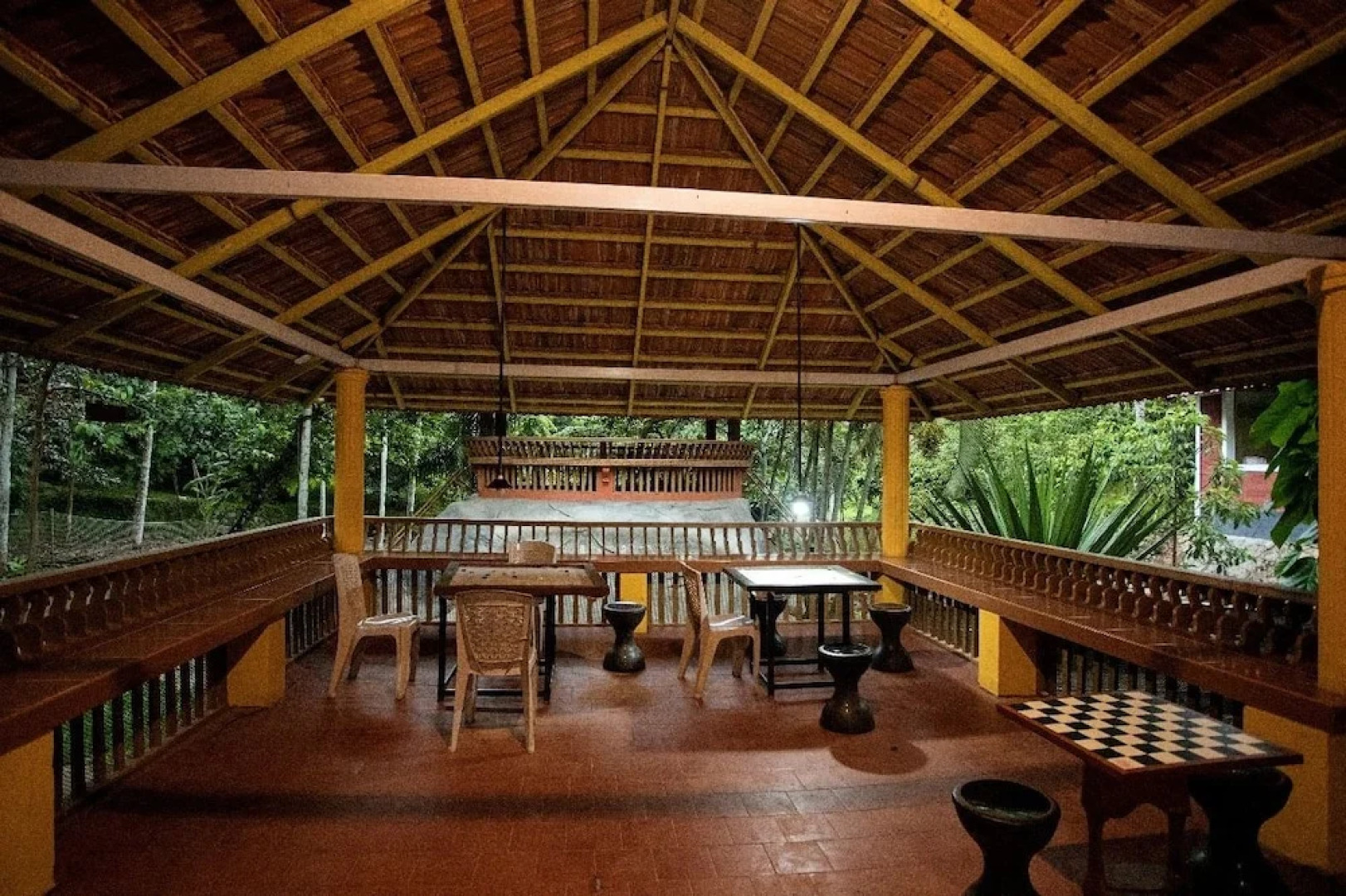 Crescent Residency (emarald Crescent Residency)