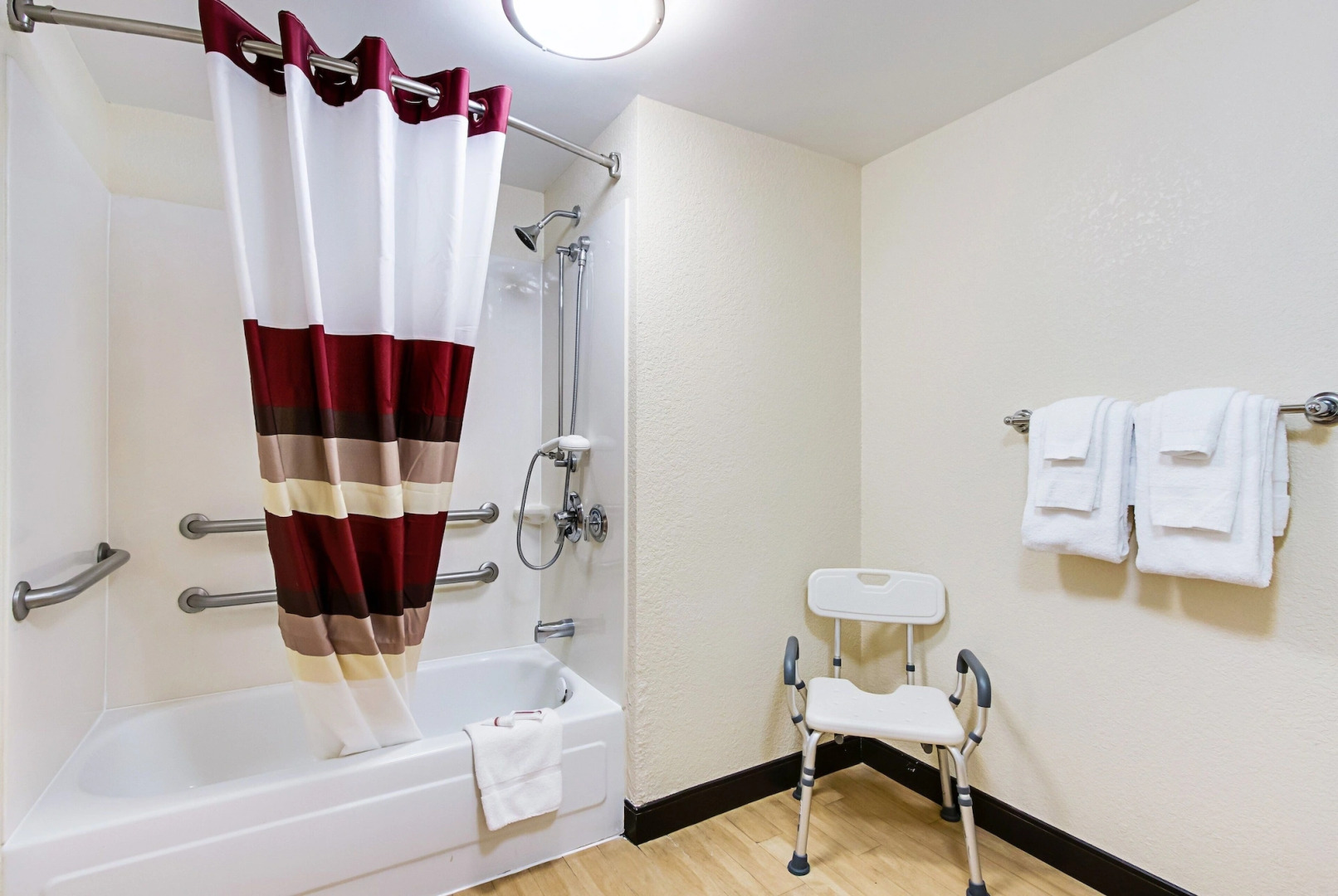 Red Roof Inn PLUS+ Miami Airport