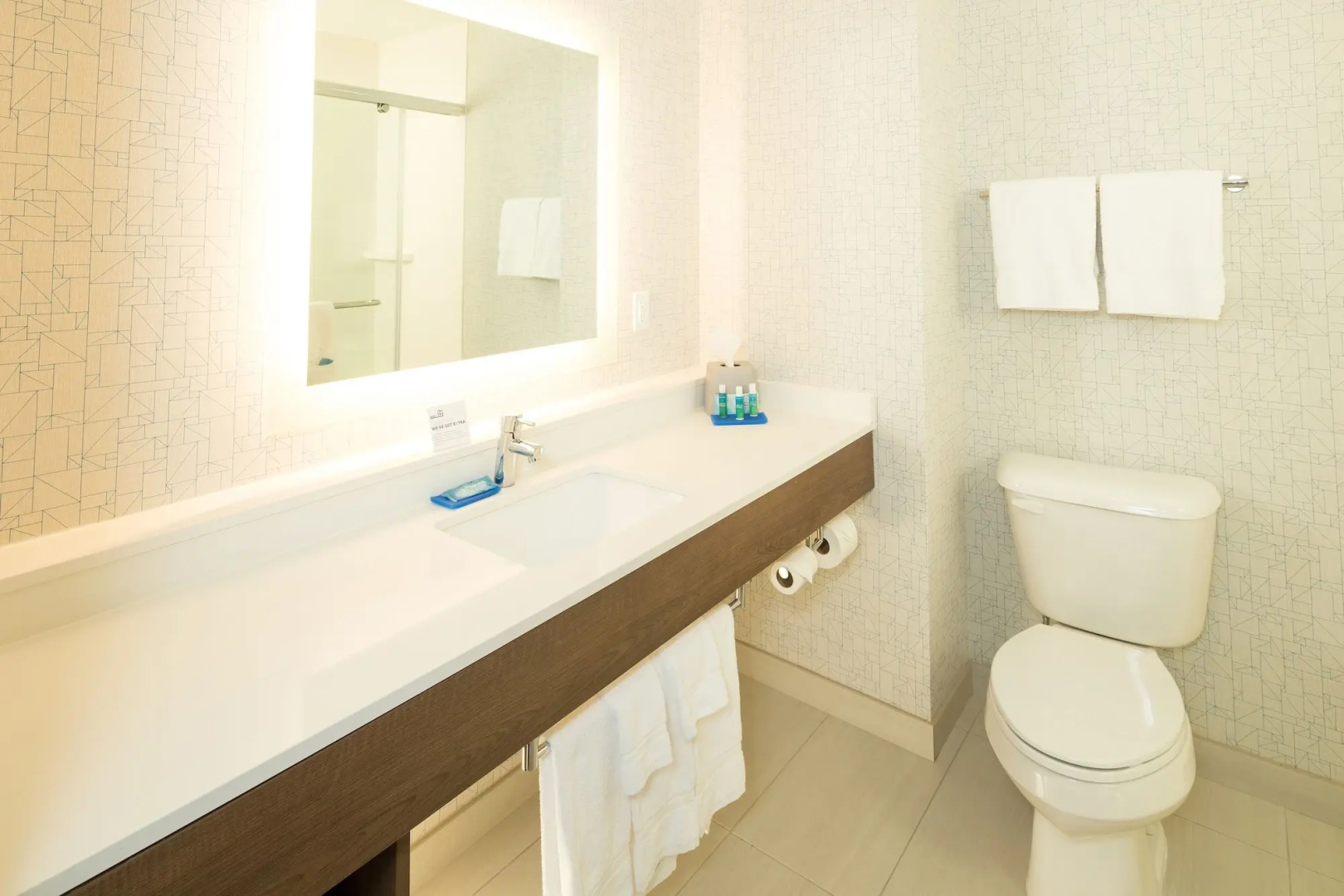 Holiday Inn Express Hotel & Suites Grand Blanc by IHG