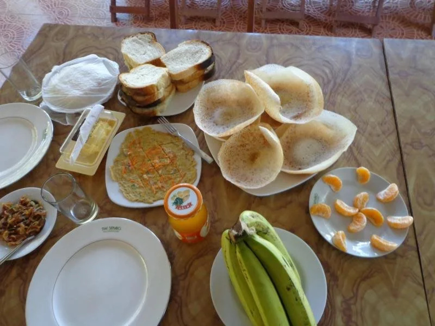 The Senaro Holiday Inn