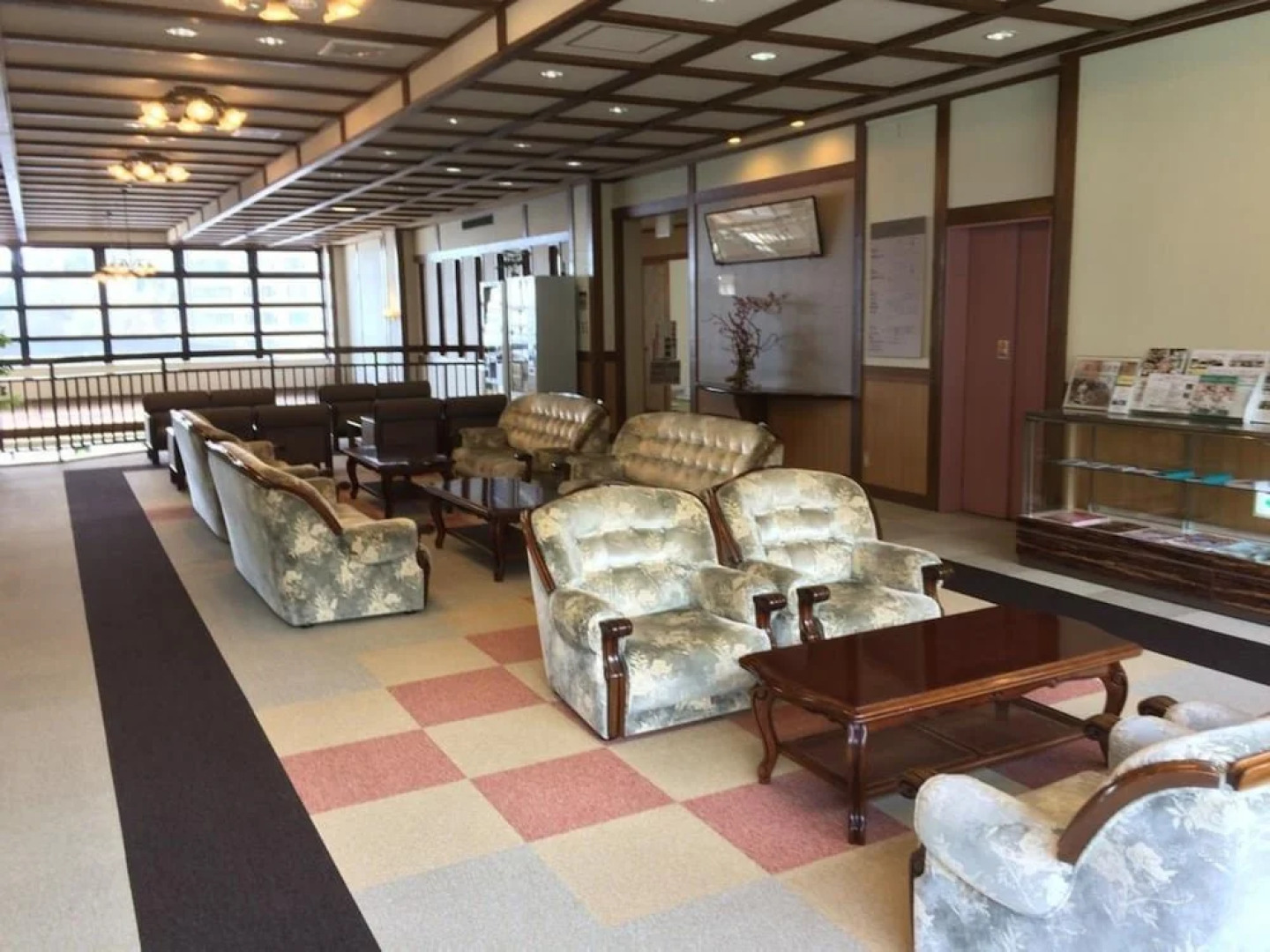 Ishiuchi Yung Parunas