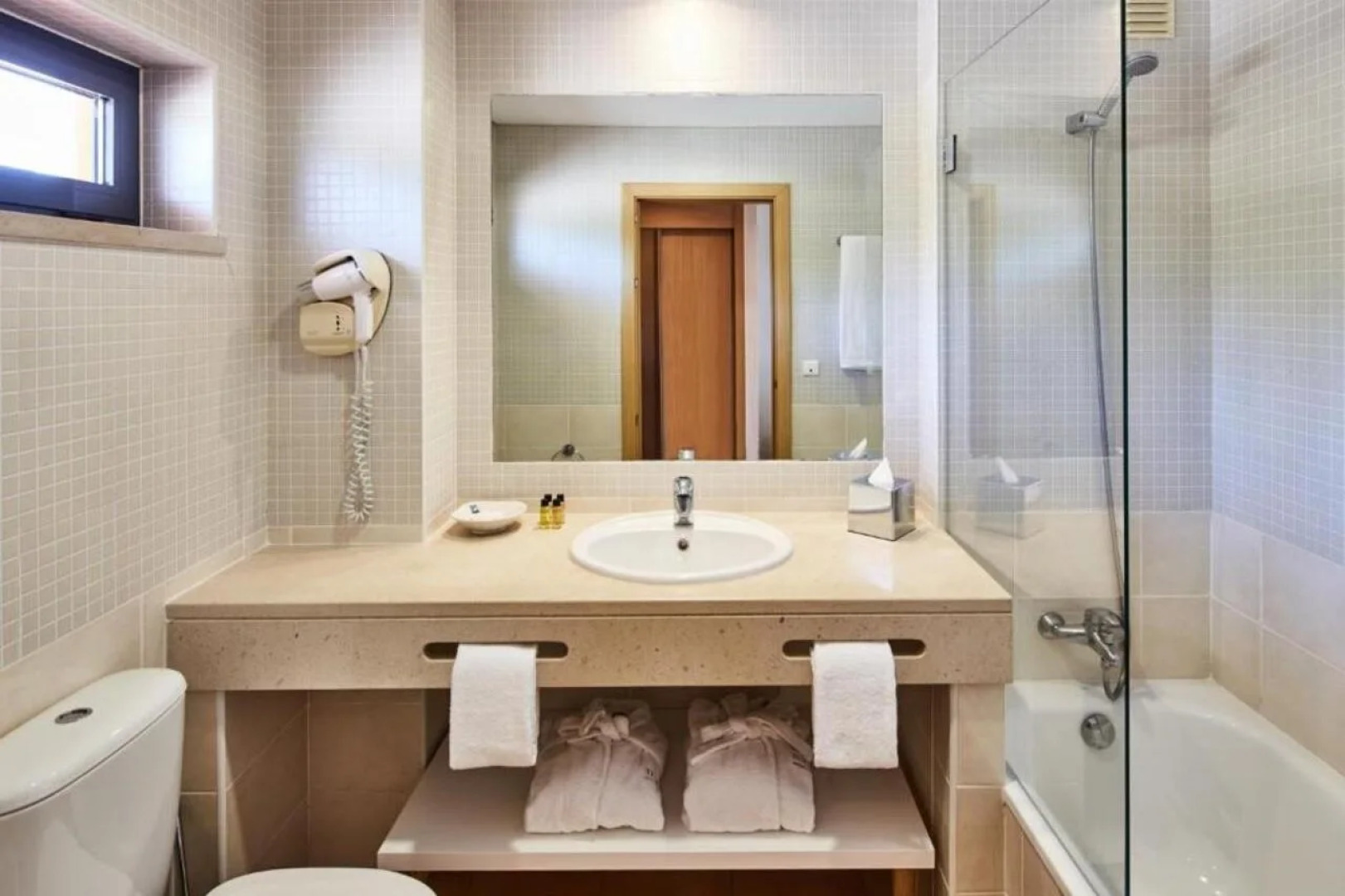 NH Marina Portimao Resort