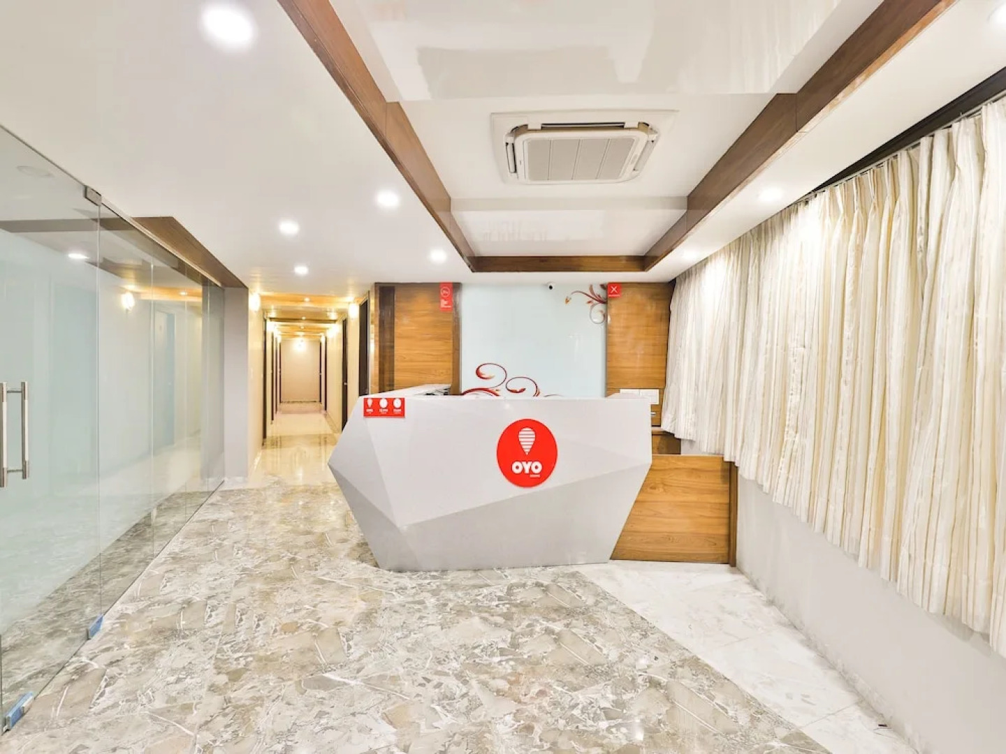 OYO 10962 Hotel Om Balaji