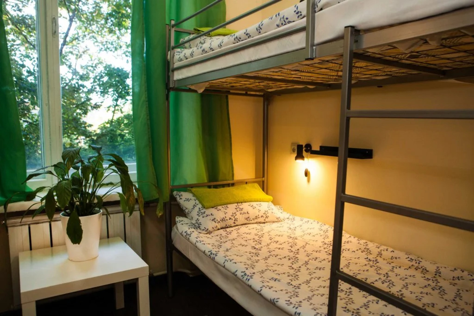 Голливуд Хостел 