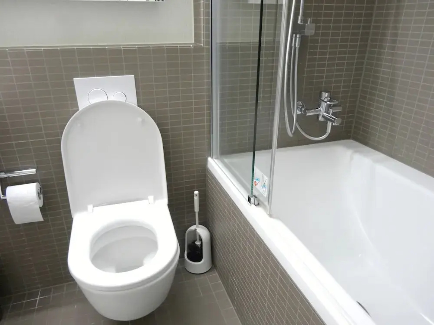 AirHosted - Zurich Vacation Home Rentals