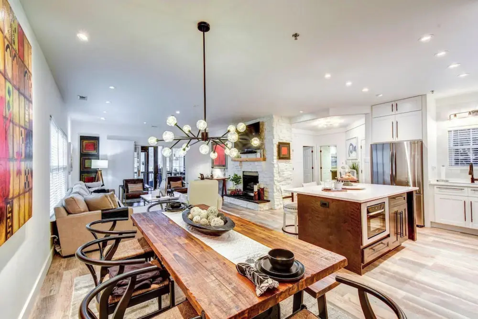 Modern Condo + Golf Course View, Near Hiking!