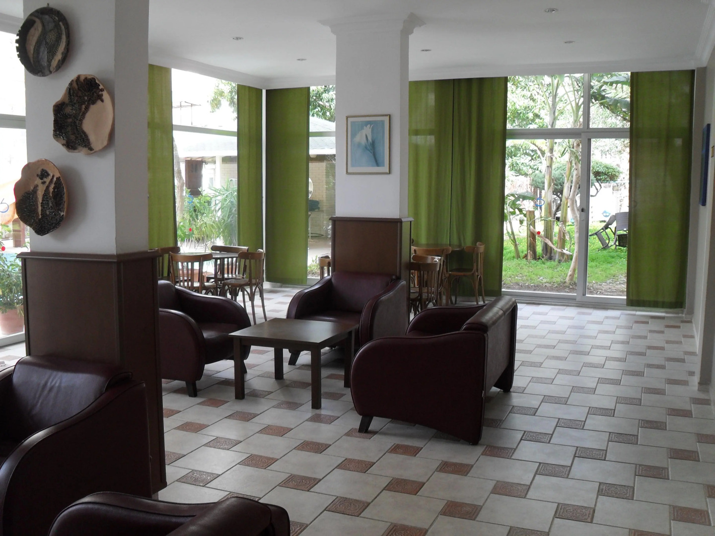 The S Apart & Suites Hotel