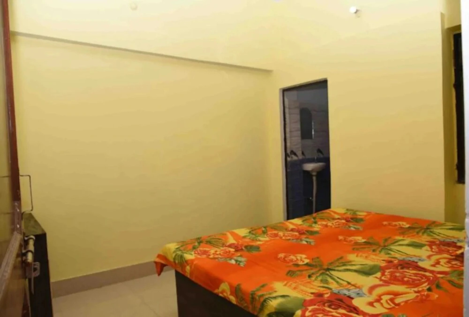 Goroomgo Yatri Niwas Prayagraj